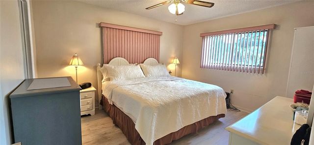 10957 SW 79TH TERRACE, Ocala, FL 34476