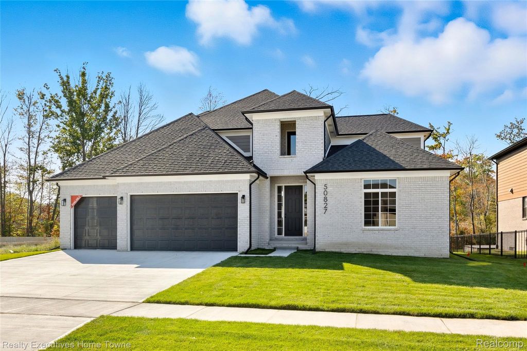 50827 TIMBERSTONE Drive, Macomb Twp, MI 48042