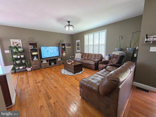 4051 HECKLER RD, Collegeville, PA 19426