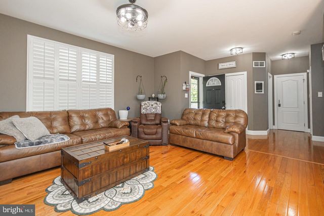 4051 HECKLER RD, Collegeville, PA 19426