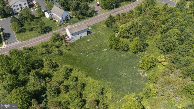 4051 HECKLER RD, Collegeville, PA 19426