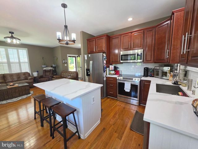 4051 HECKLER RD, Collegeville, PA 19426