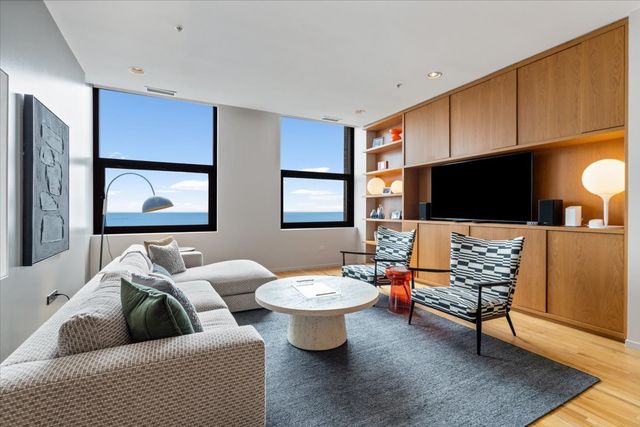 330 S Michigan Avenue 1807, Chicago, IL 60604