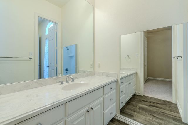 6420 Shady Oaks Lane, Midlothian, TX 76065