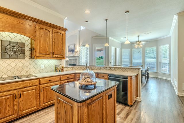 6420 Shady Oaks Lane, Midlothian, TX 76065