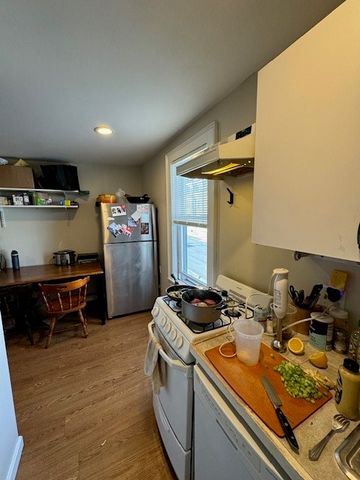 193 Power Street 3, Providence, RI 02906