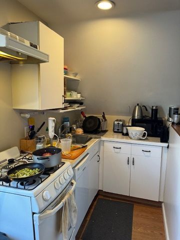 193 Power Street 3, Providence, RI 02906