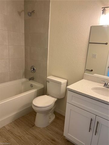 3512 NE 17th PL, Cape Coral, FL 33909