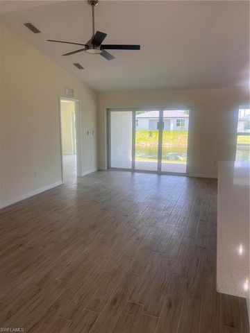 3512 NE 17th PL, Cape Coral, FL 33909