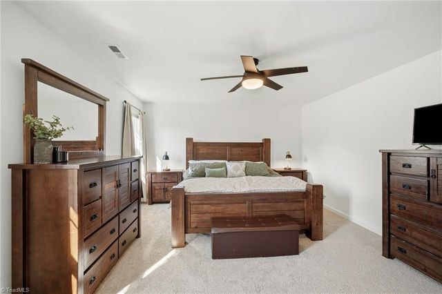130 Altavista Drive, Clemmons, NC 27012