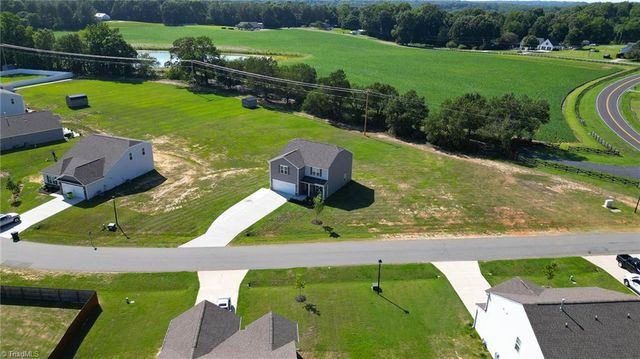 130 Altavista Drive, Clemmons, NC 27012