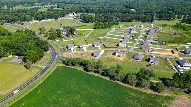 130 Altavista Drive, Clemmons, NC 27012