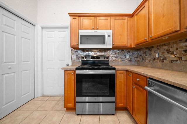 2306 SE 19TH CIRCLE, Ocala, FL 34471