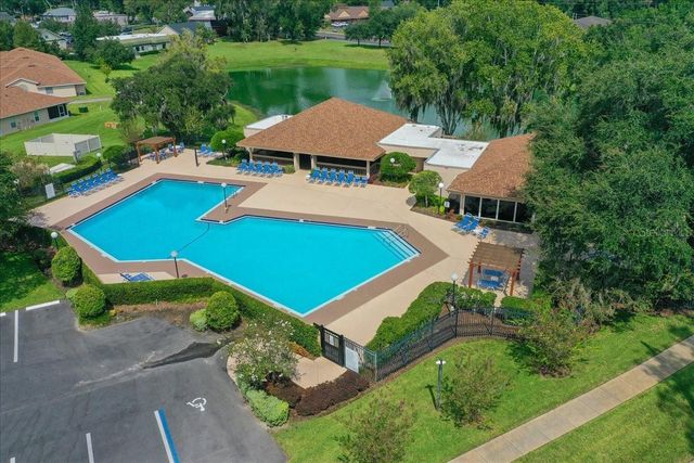 2306 SE 19TH CIRCLE, Ocala, FL 34471