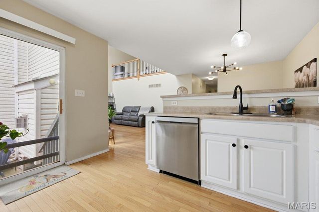 985 Rolling Thunder Drive, O'fallon, MO 63368