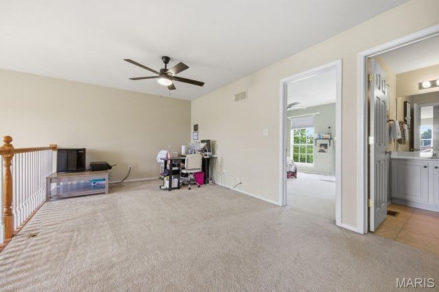 985 Rolling Thunder Drive, O'fallon, MO 63368