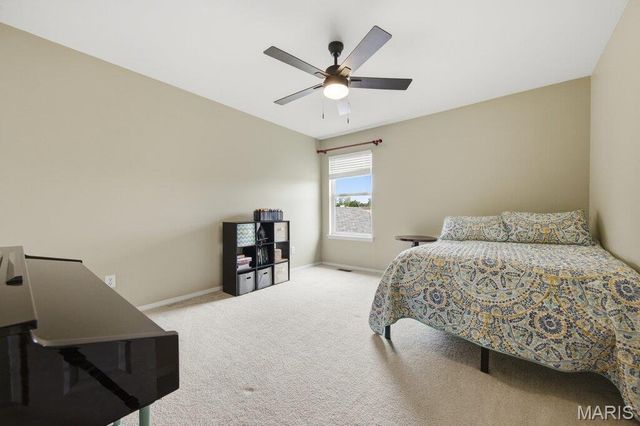 985 Rolling Thunder Drive, O'fallon, MO 63368