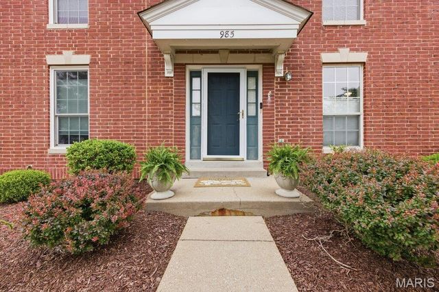 985 Rolling Thunder Drive, O'fallon, MO 63368