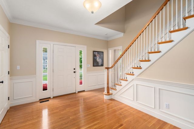 269 W Main St, Westborough, MA 01581