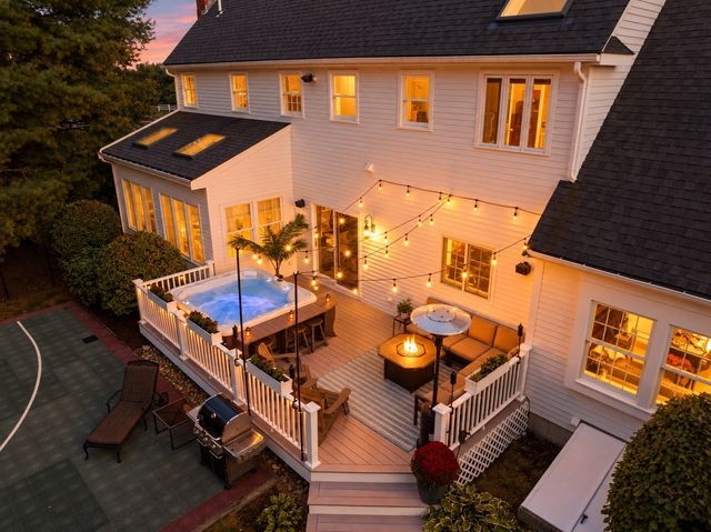 269 W Main St, Westborough, MA 01581