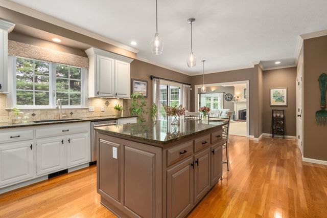 269 W Main St, Westborough, MA 01581