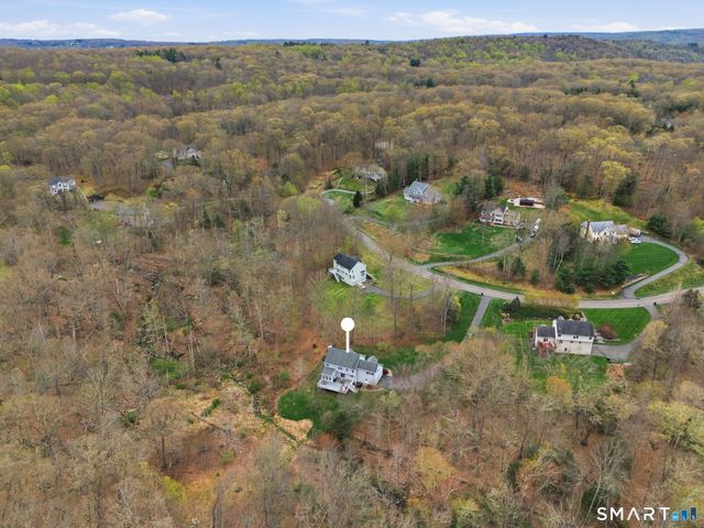 9 Coventry Lane, Oxford, CT 06478