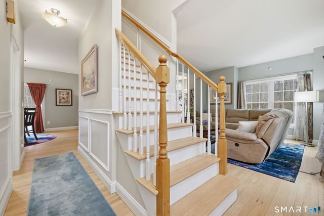 9 Coventry Lane, Oxford, CT 06478