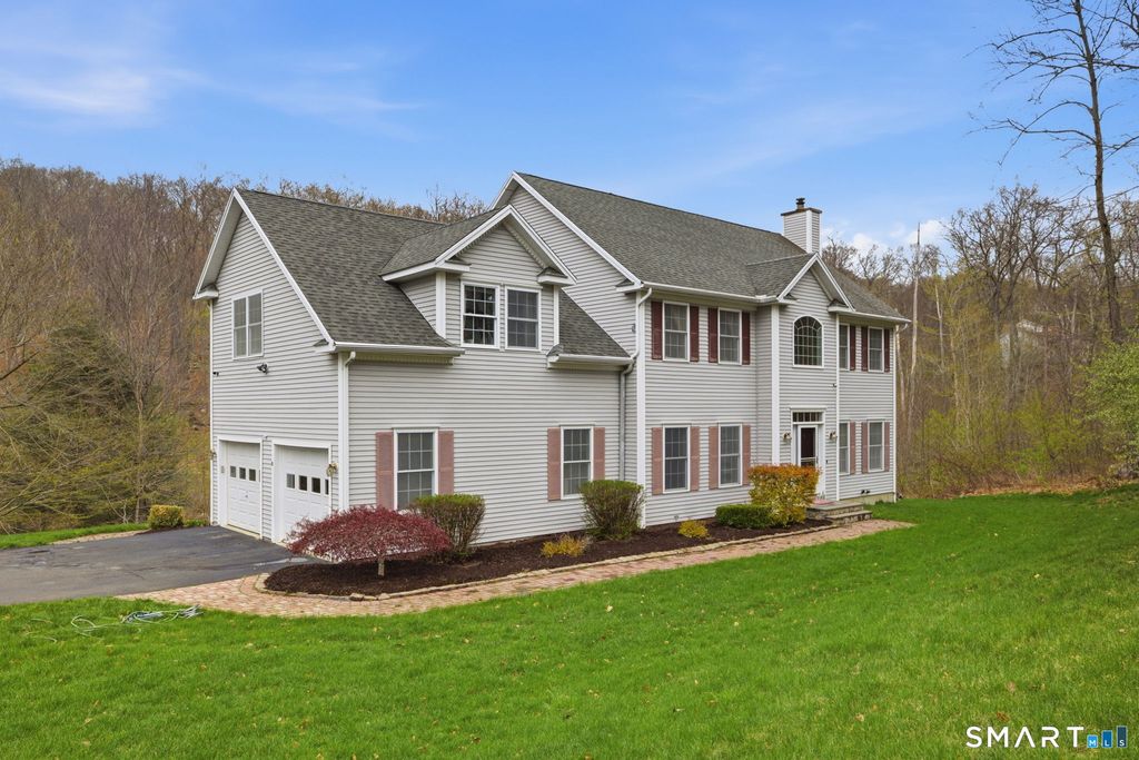 9 Coventry Lane, Oxford, CT 06478