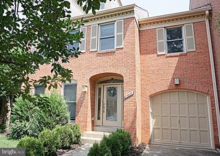 12117 GATEWATER DR, Potomac, MD 20854