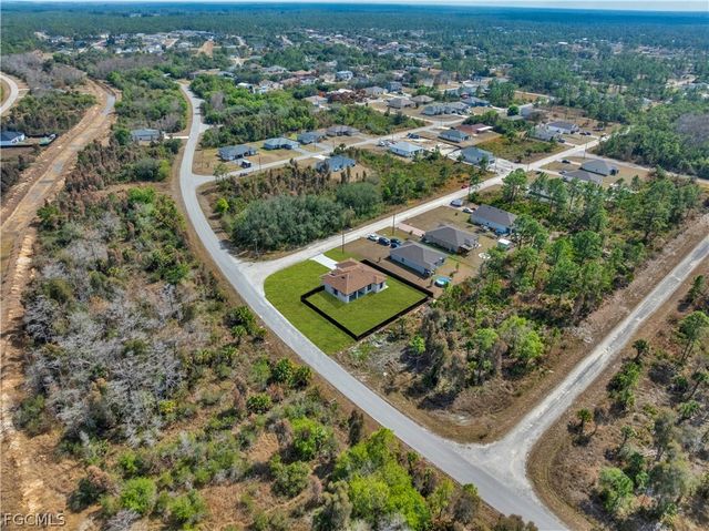 1935 Holyoke AVE, Lehigh Acres, FL 33972