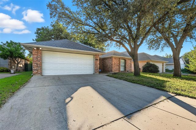 1767 Kings Canyon Circle, Fort Worth, TX 76134