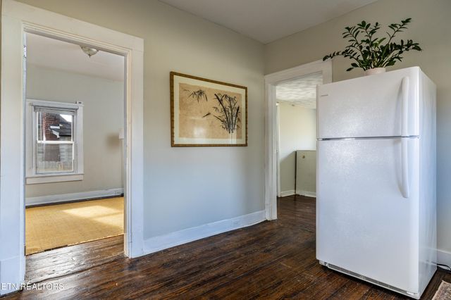 2217 McCroskey Ave, Knoxville, TN 37917