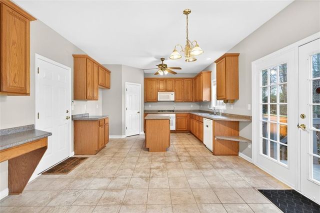 1003 Andover Drive, Hoschton, GA 30548