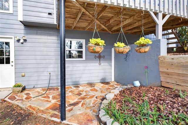 1003 Andover Drive, Hoschton, GA 30548