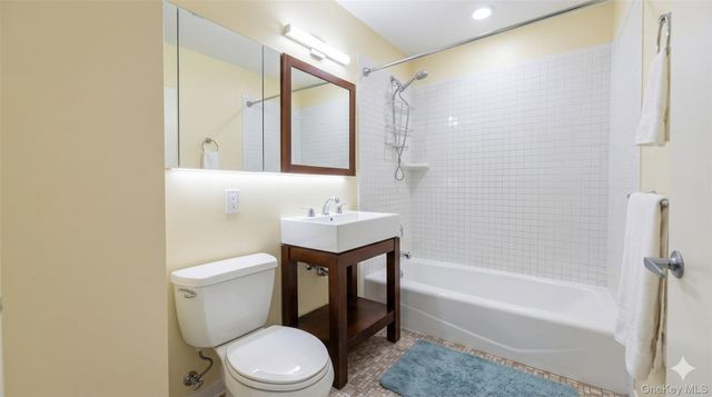 1065 Vermont Street 4H, Brooklyn, NY 11207