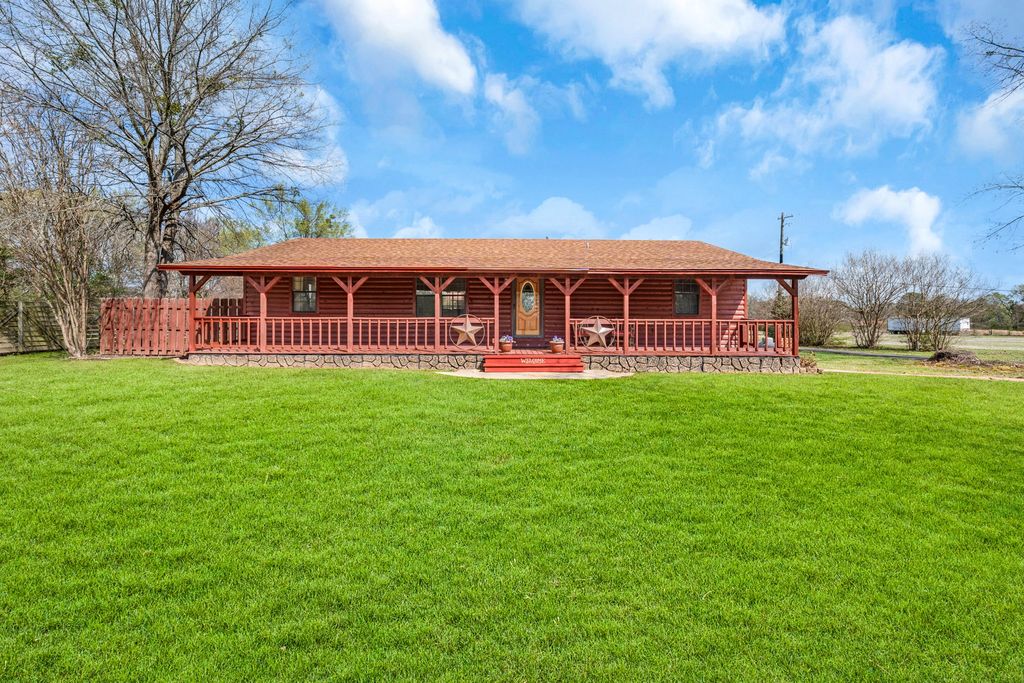 1151 US Highway 67 E, Mount Vernon, TX 75457