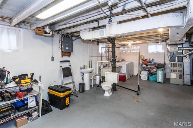 2325 Patton Avenue, St Louis, MO 63144