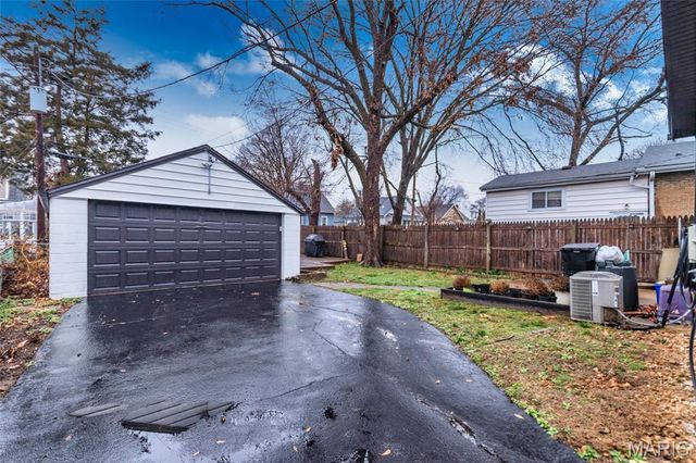 2325 Patton Avenue, St Louis, MO 63144