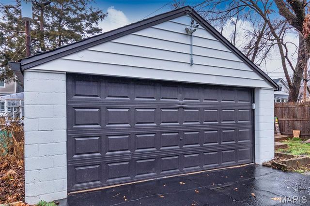 2325 Patton Avenue, St Louis, MO 63144