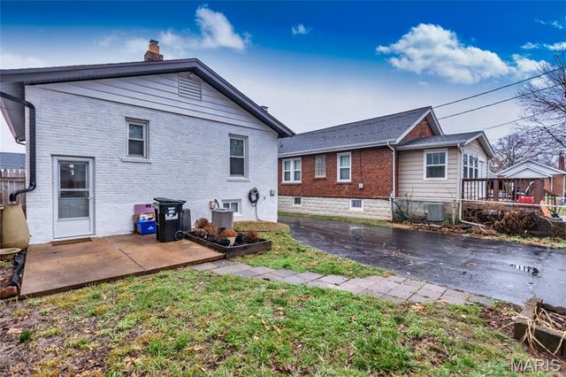 2325 Patton Avenue, St Louis, MO 63144