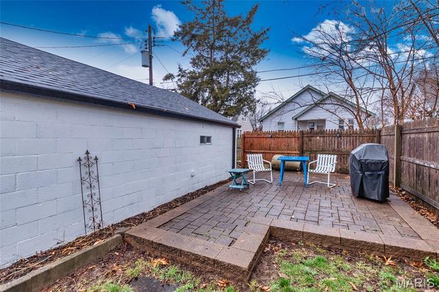 2325 Patton Avenue, St Louis, MO 63144