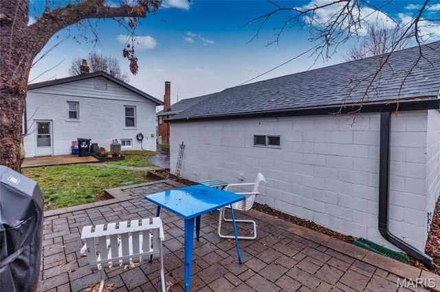 2325 Patton Avenue, St Louis, MO 63144