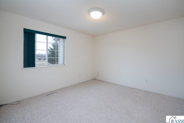 2057 Black Squirrel Trail, North Mankato, MN 56003