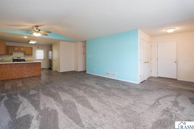 2057 Black Squirrel Trail, North Mankato, MN 56003