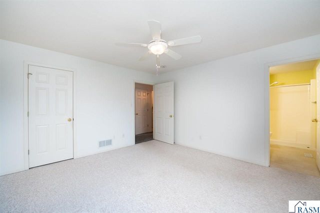 2057 Black Squirrel Trail, North Mankato, MN 56003