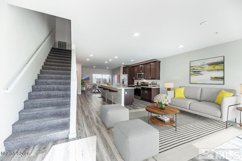2385 Tecumseh Way 17, Sparks, NV 89436
