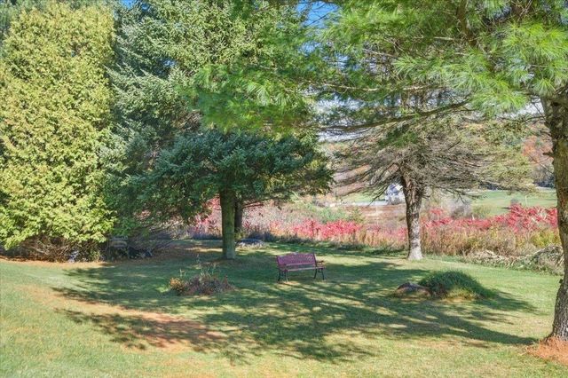 84 Chaloux Lane, Williston, VT 05495