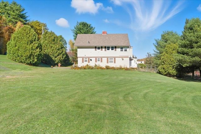 84 Chaloux Lane, Williston, VT 05495
