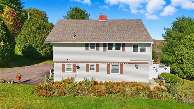 84 Chaloux Lane, Williston, VT 05495