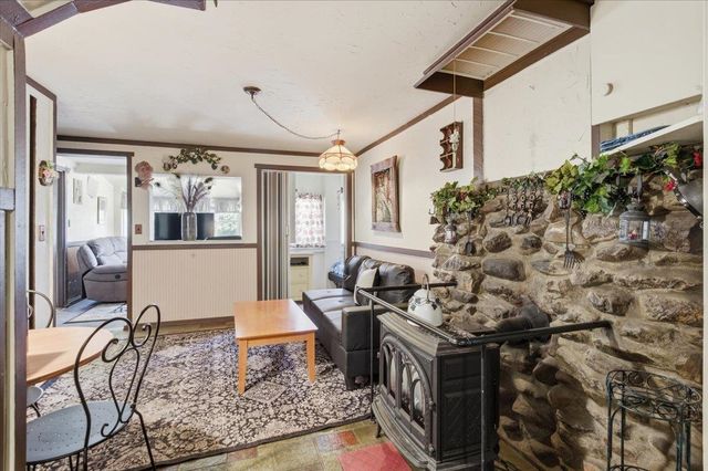 84 Chaloux Lane, Williston, VT 05495